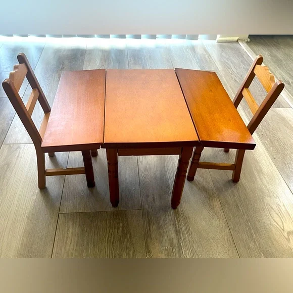 Rare American Girl Doll Molly Table & Chairs - Picture 3 of 5